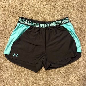 Women’s grey Under Armour shorts